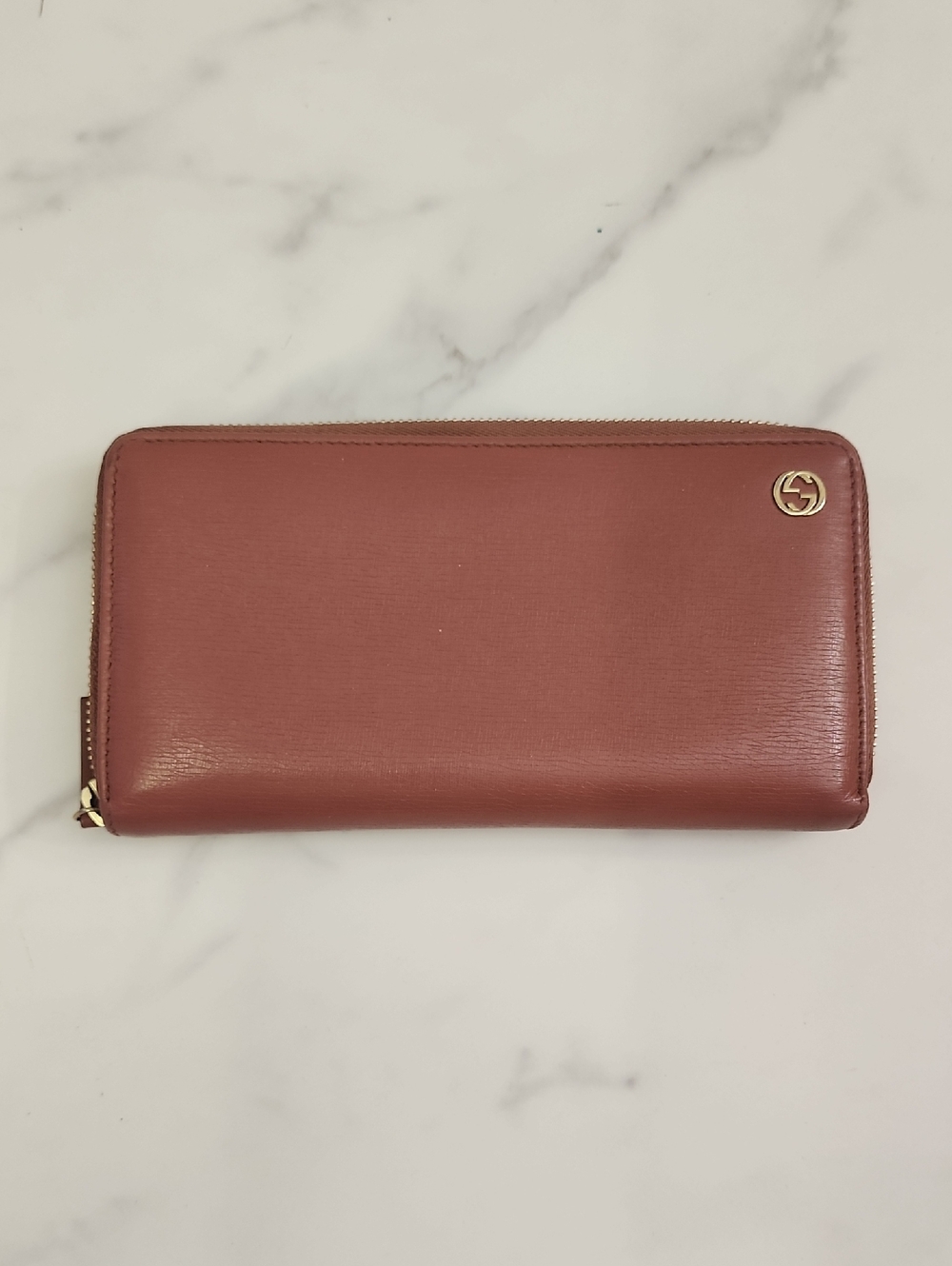 Authentic Pebbled Leather Gucci Interlocking G Zip Around Long Bifold Wallet